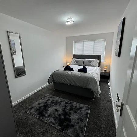 The Modern Apartment - 2 Bed 1 Bath Private Parking Milton Keynes Exterior foto